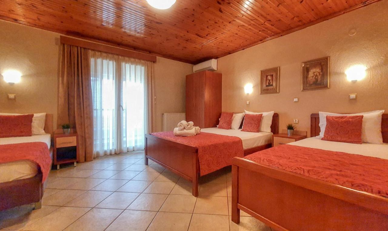 Rodon Garden Centre Otel Sarti Dış mekan fotoğraf